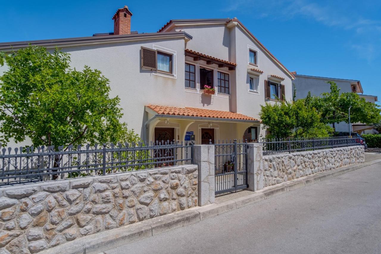 Apartments Anci Мали-Лошинь Экстерьер фото